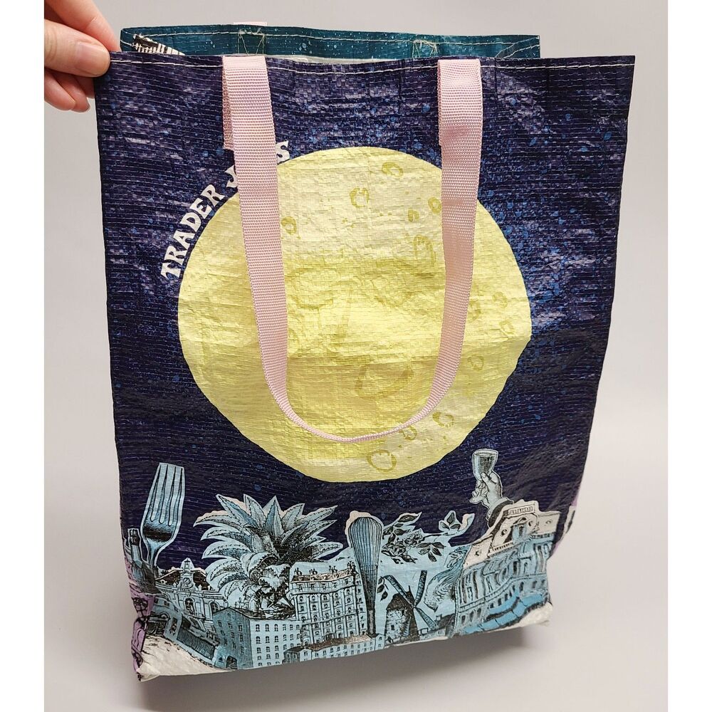 Trader Joe's 2016 Limited Edition Holiday Reusable Grocery Tote Bag Collectible
